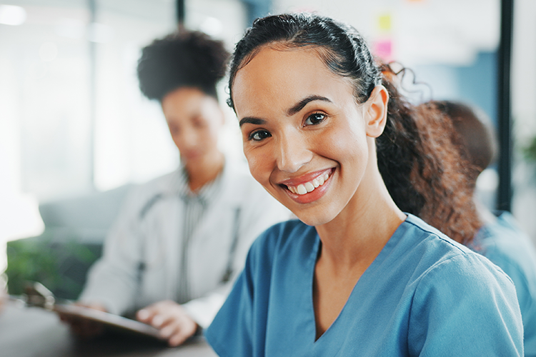 Stand Out In Scrubs: Smart Resume Tips For Nurses And Physicians